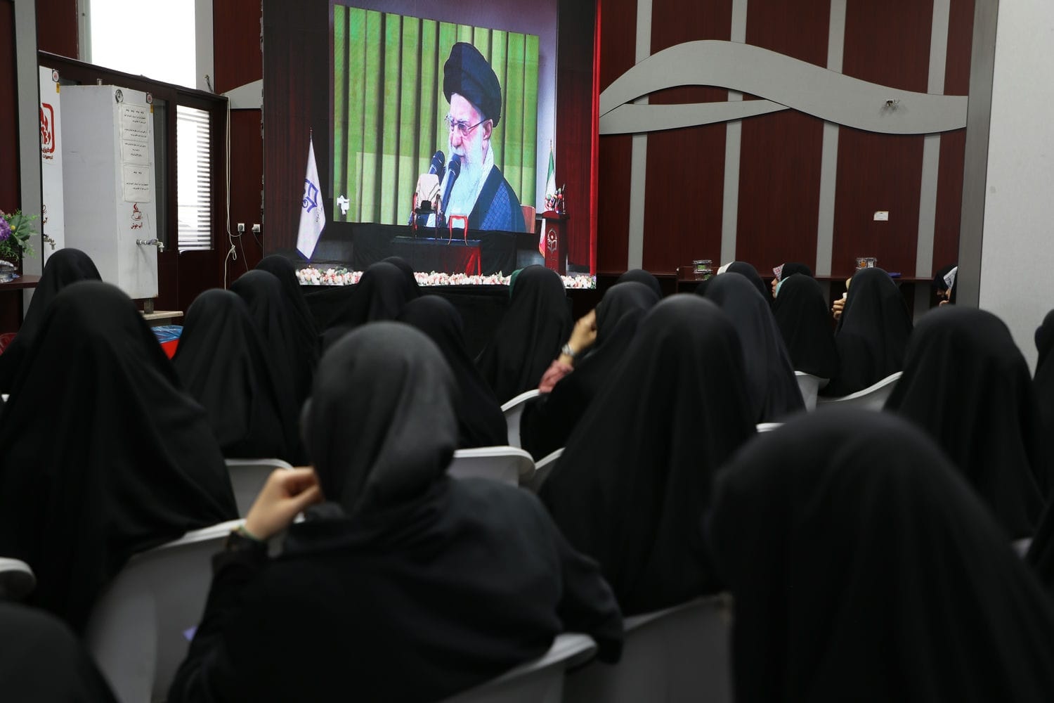 آیین گرامیداشت سالروز حضور ارزشمند رهبر شهید انقلاب در دانشگاه فرهنگیان
